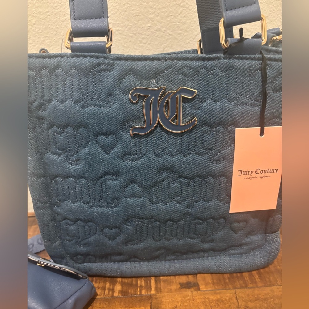 Juicy Couture Blue Quilted Logo Tote with Gold Hardware - Picture 4 of 10
